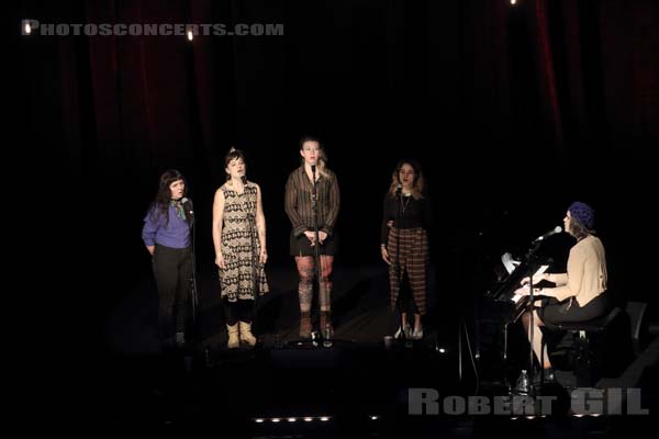 ANONYMOUS CHOIR - 2015-12-20 - PARIS - CentQuatre - Salle 200 - 